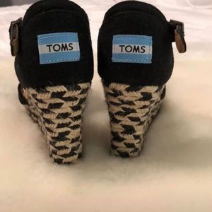 TOMS black wedge sandals